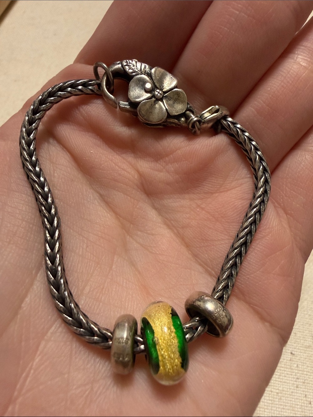 Trollbeads Hues of Wonder Bracelet Sterl Silver 925 LAA Flower Clasp Bracelet 7’